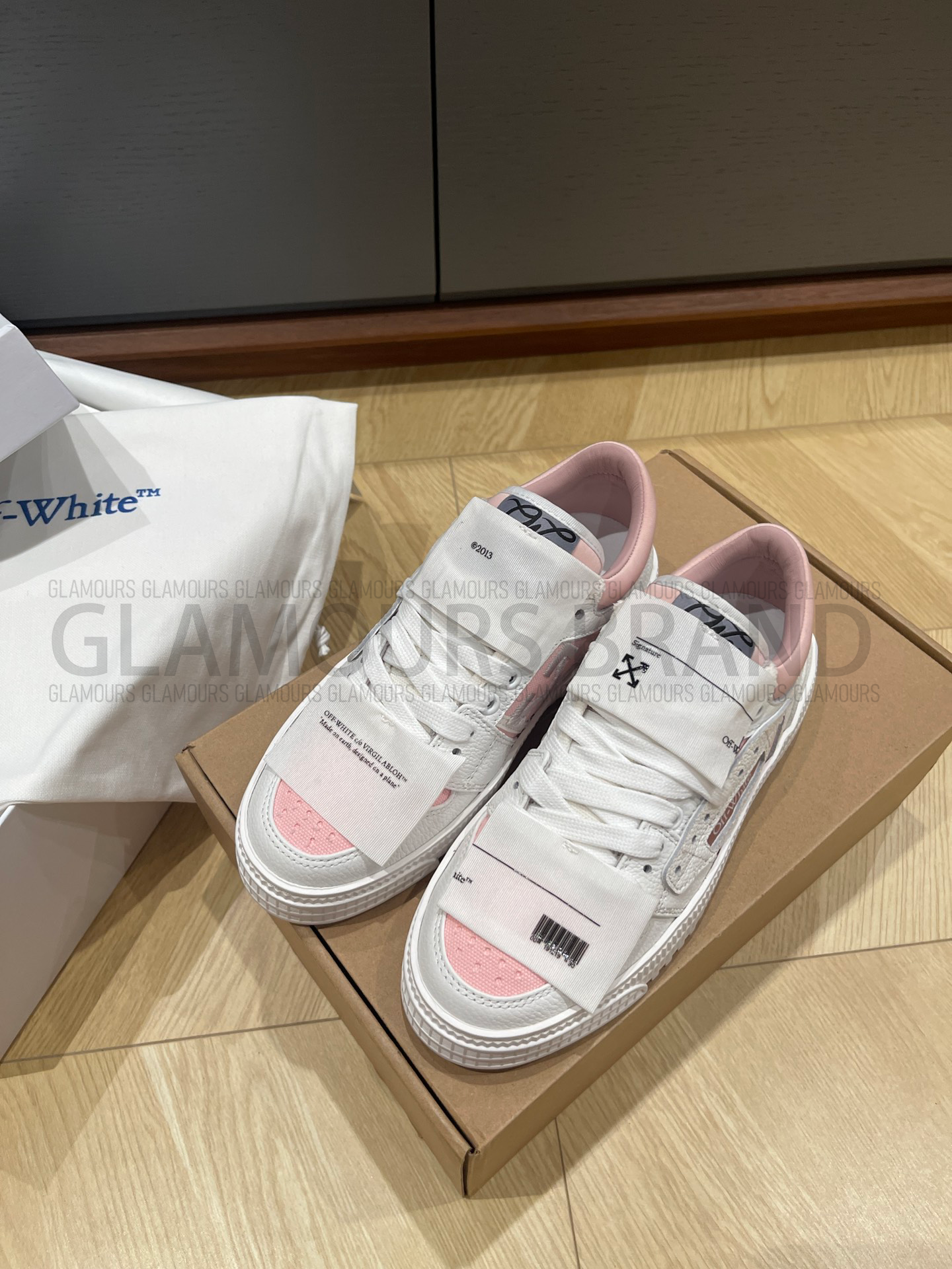 3.0 OFF COURT LOW WOMEN'S SNEAKERS