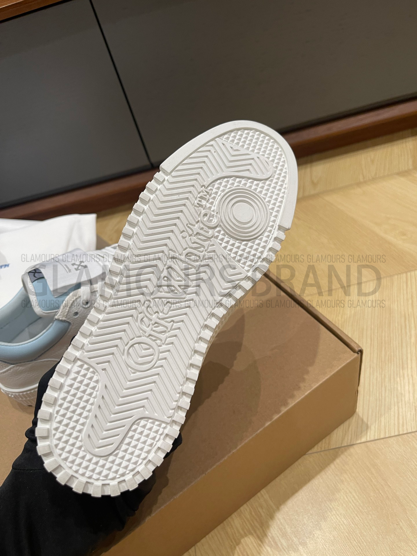 3.0 OFF COURT LOW UNISEX SNEAKERS