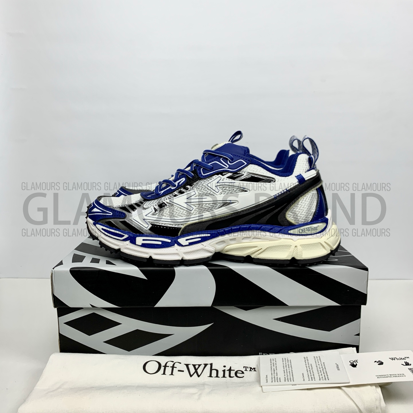 BE RIGHT BACK UNISEX SNEAKERS