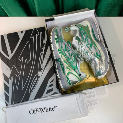 BE RIGHT BACK UNISEX SNEAKERS