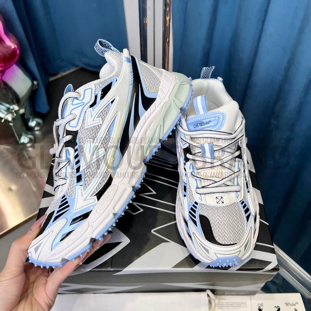 BE RIGHT BACK UNISEX SNEAKERS