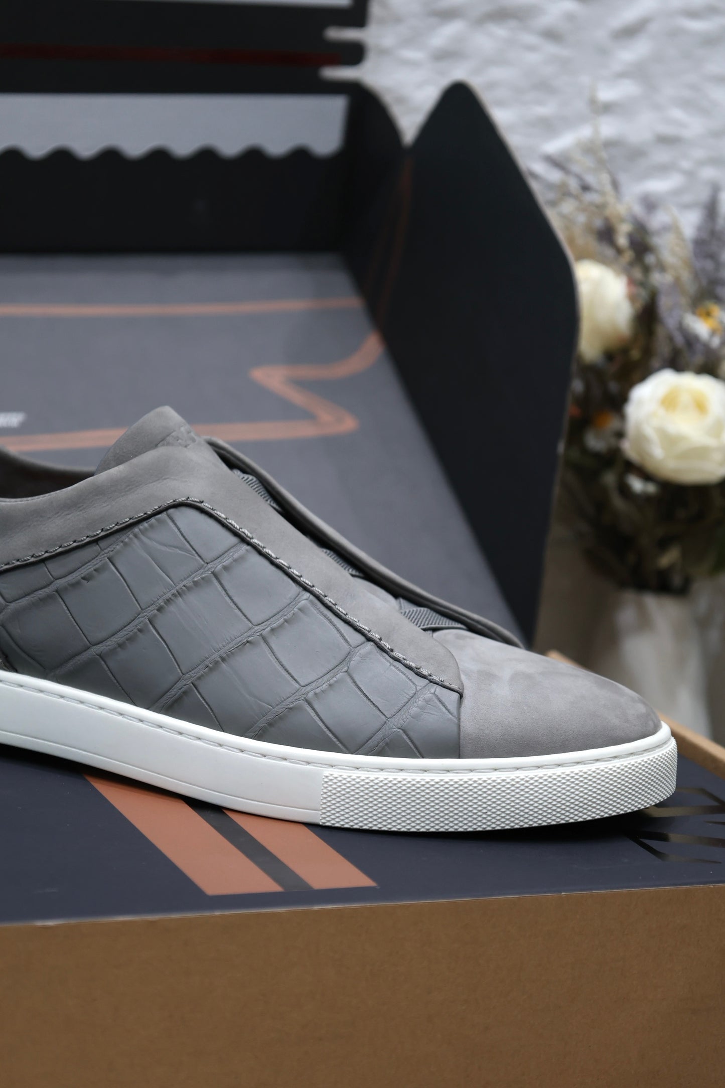 SECOND SKIN MEN’S SNEAKERS – CROCODILE LEATHE