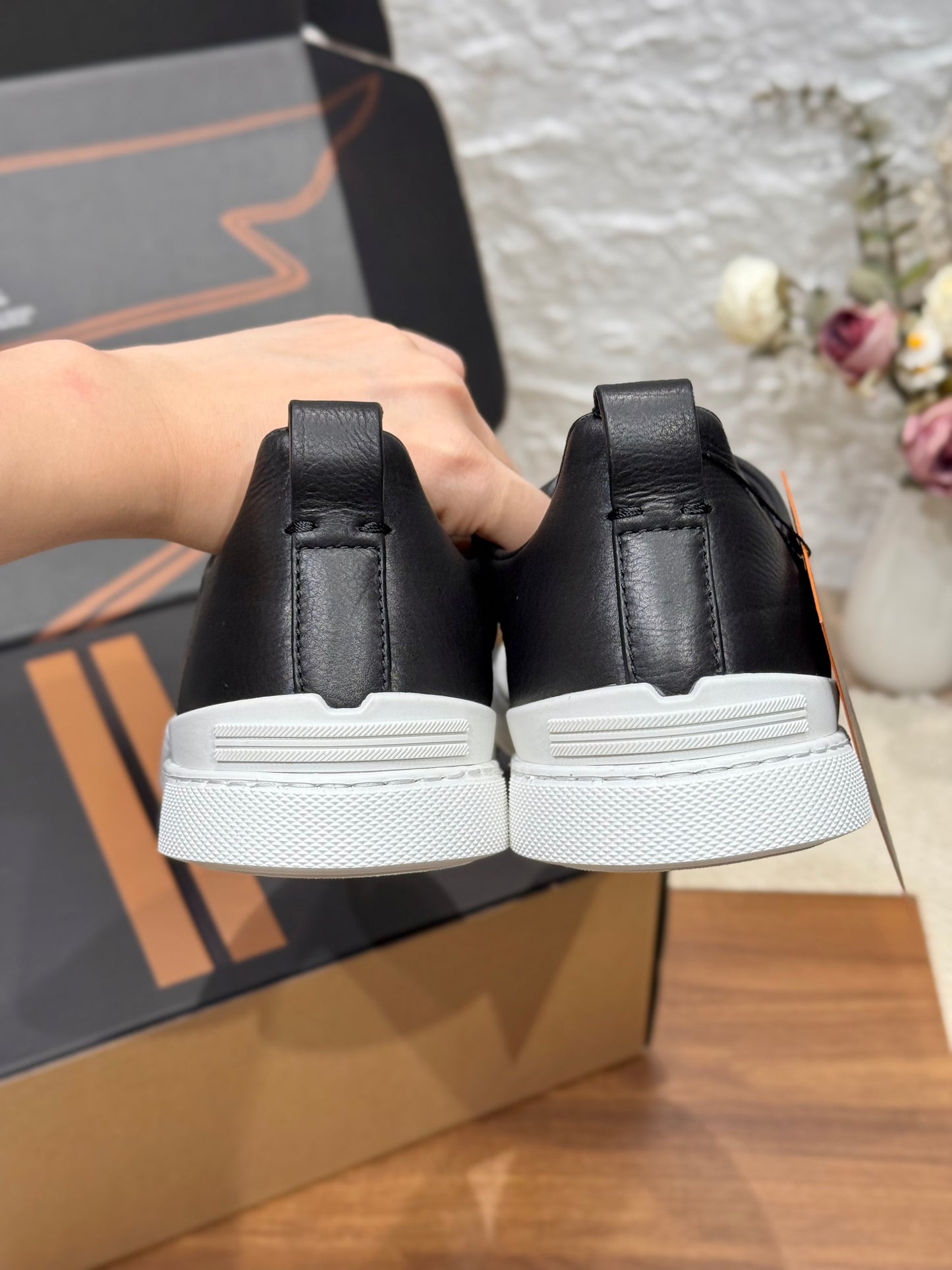 SECOND SKIN MEN'S SNEAKERS