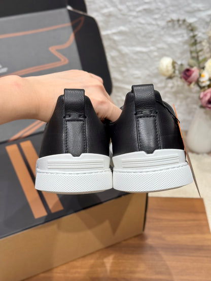 SECOND SKIN MEN'S SNEAKERS