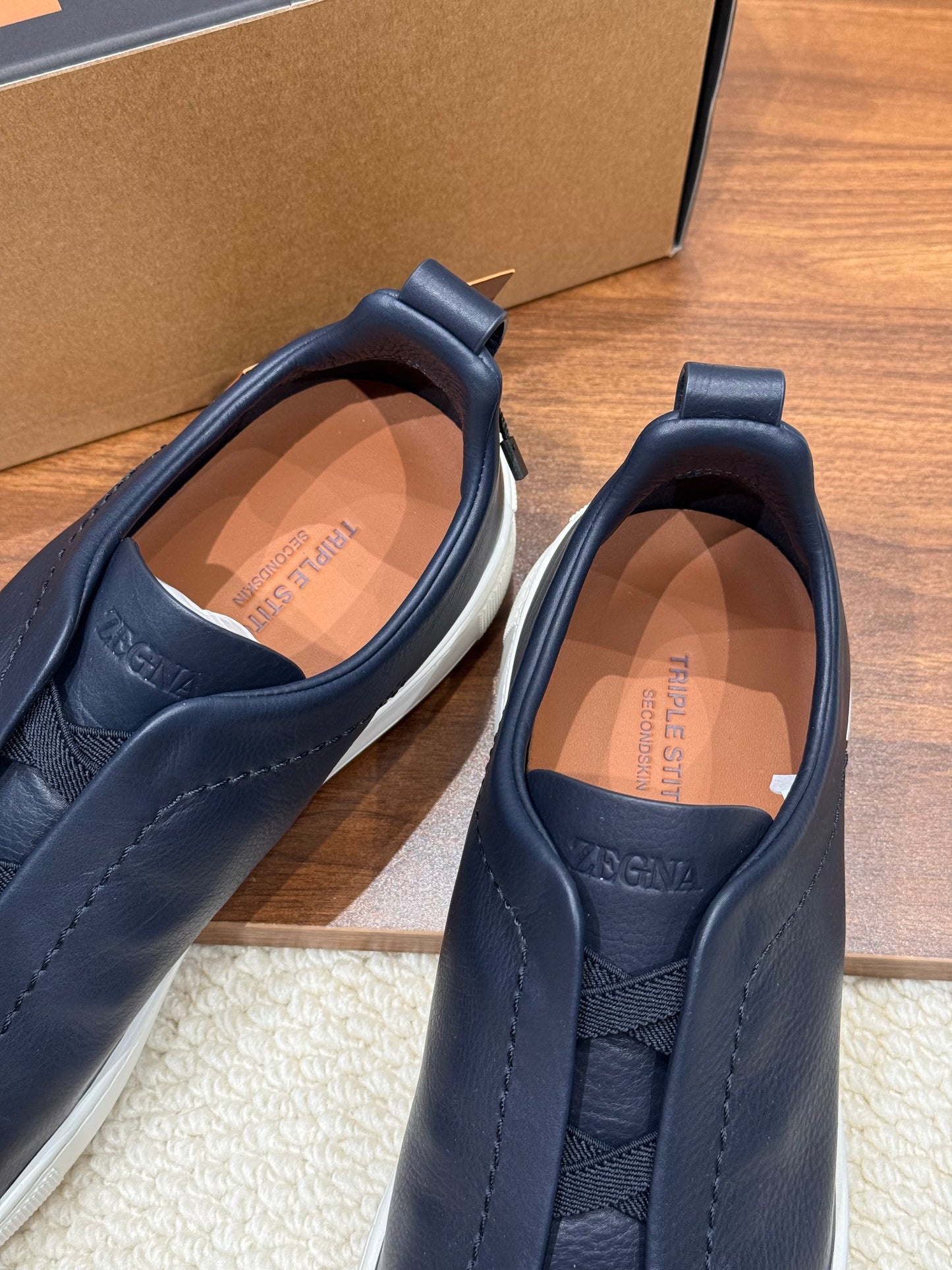 SECOND SKIN MEN'S SNEAKERS