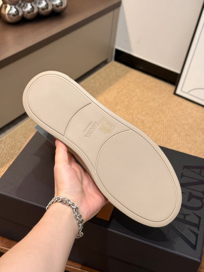 SECOND SKIN MEN'S SNEAKERS