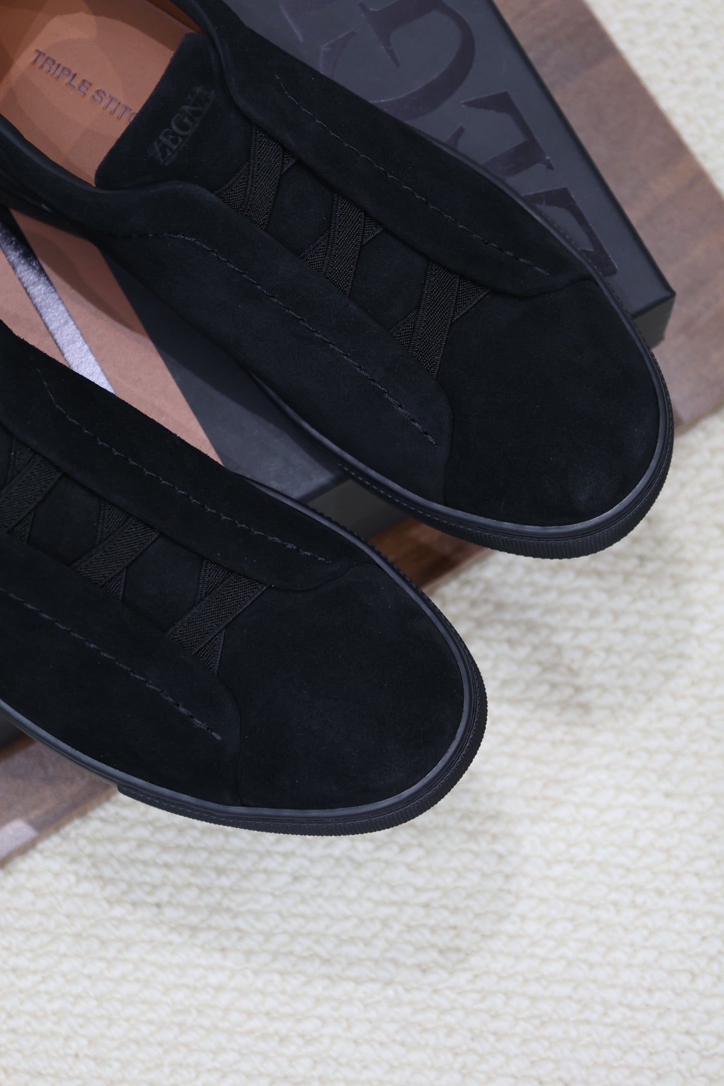 SECOND SKIN MEN'S SNEAKERS