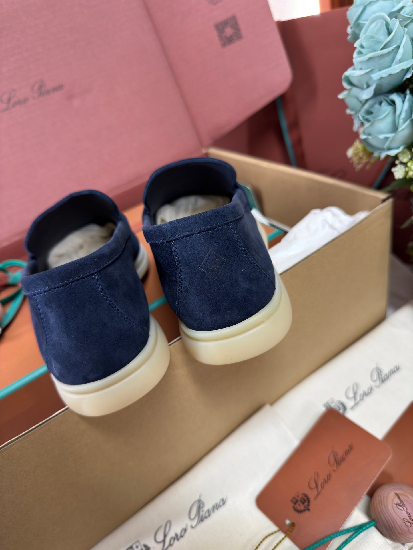 SUMMER CHARMS WALK WOMEN’S LOAFERS