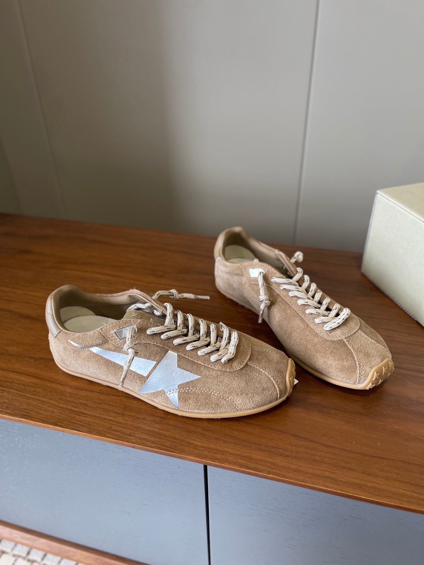 MARATHON SPEED UNISEX SNEAKERS