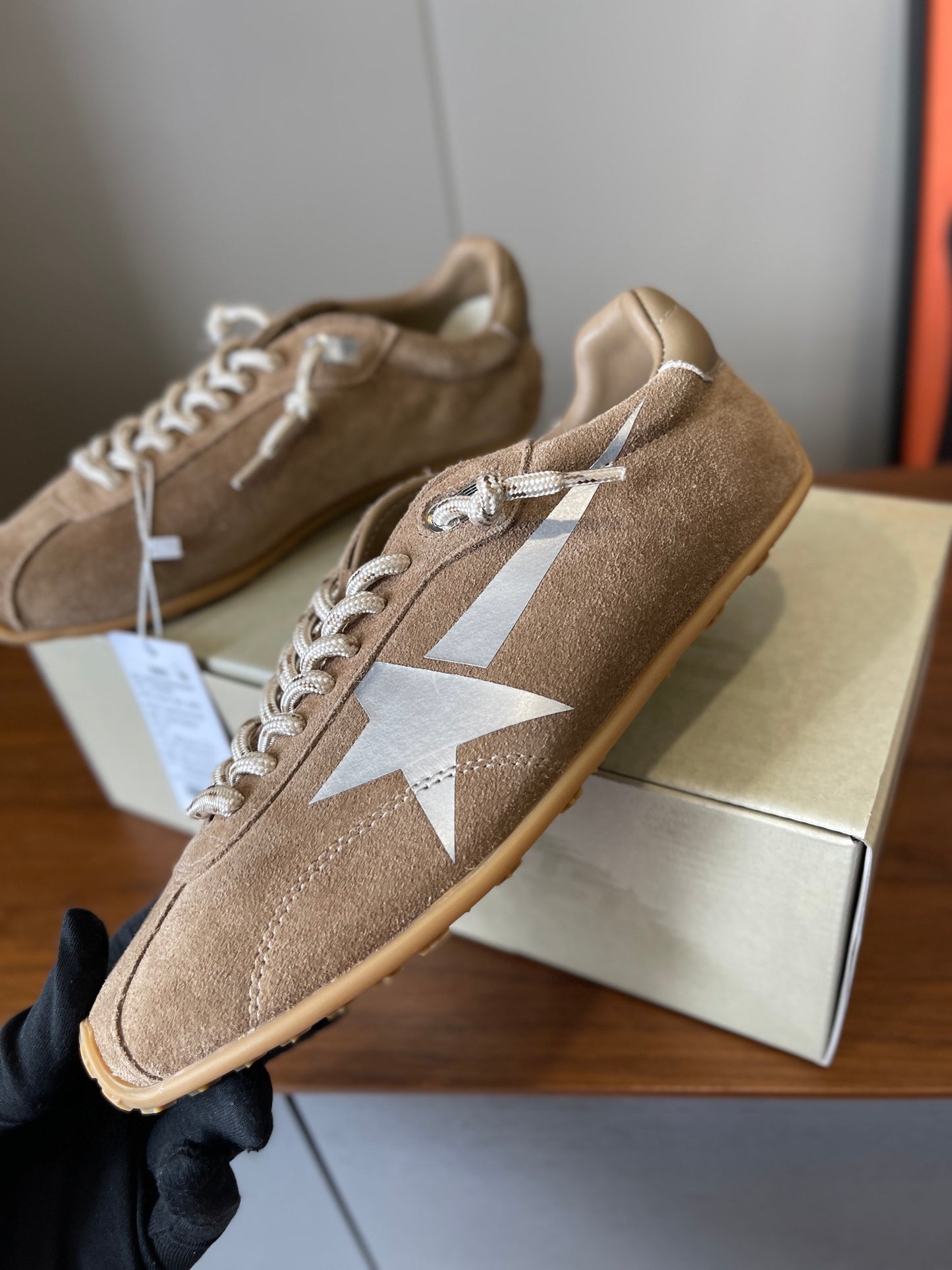 MARATHON SPEED UNISEX SNEAKERS