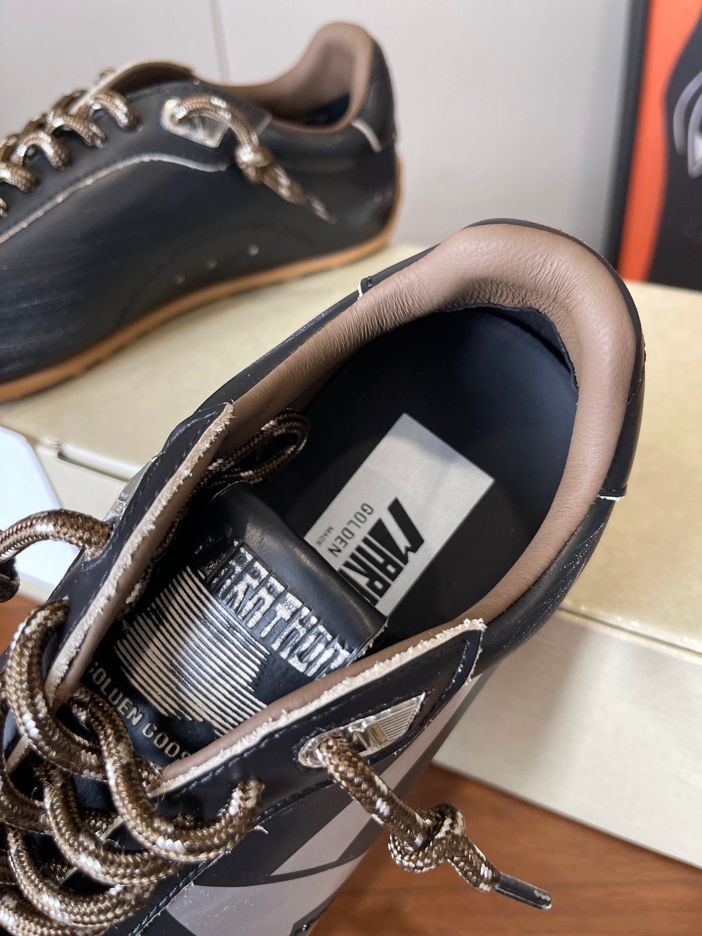 MARATHON SPEED UNISEX SNEAKERS