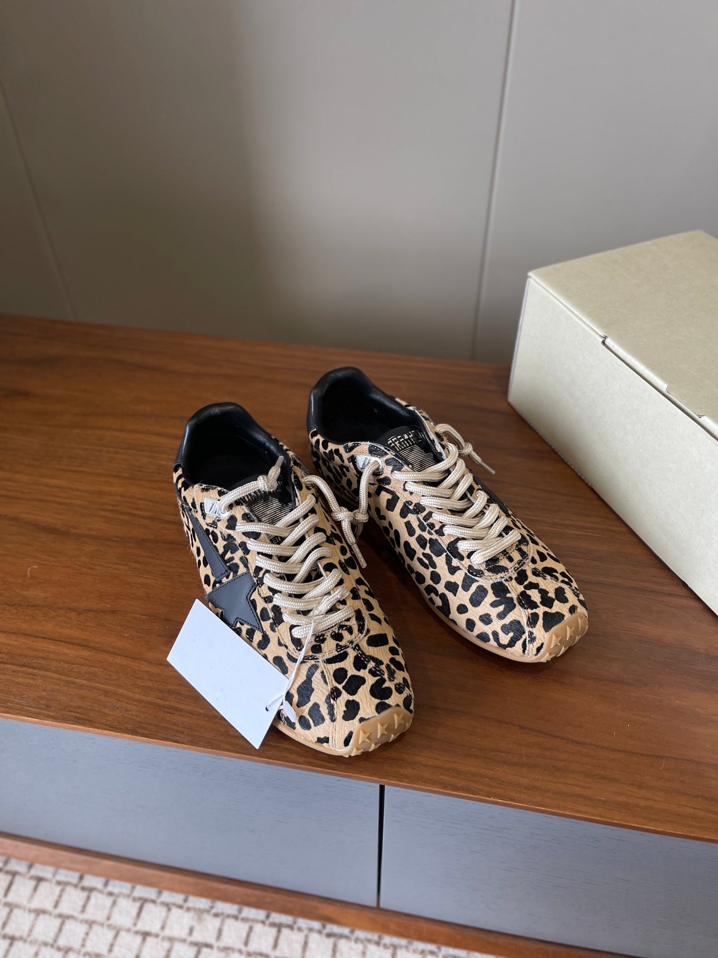 MARATHON SPEED UNISEX SNEAKERS