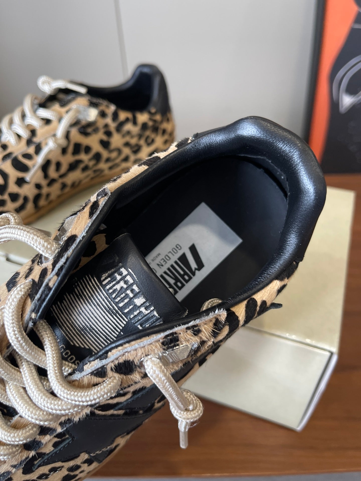 MARATHON SPEED UNISEX SNEAKERS