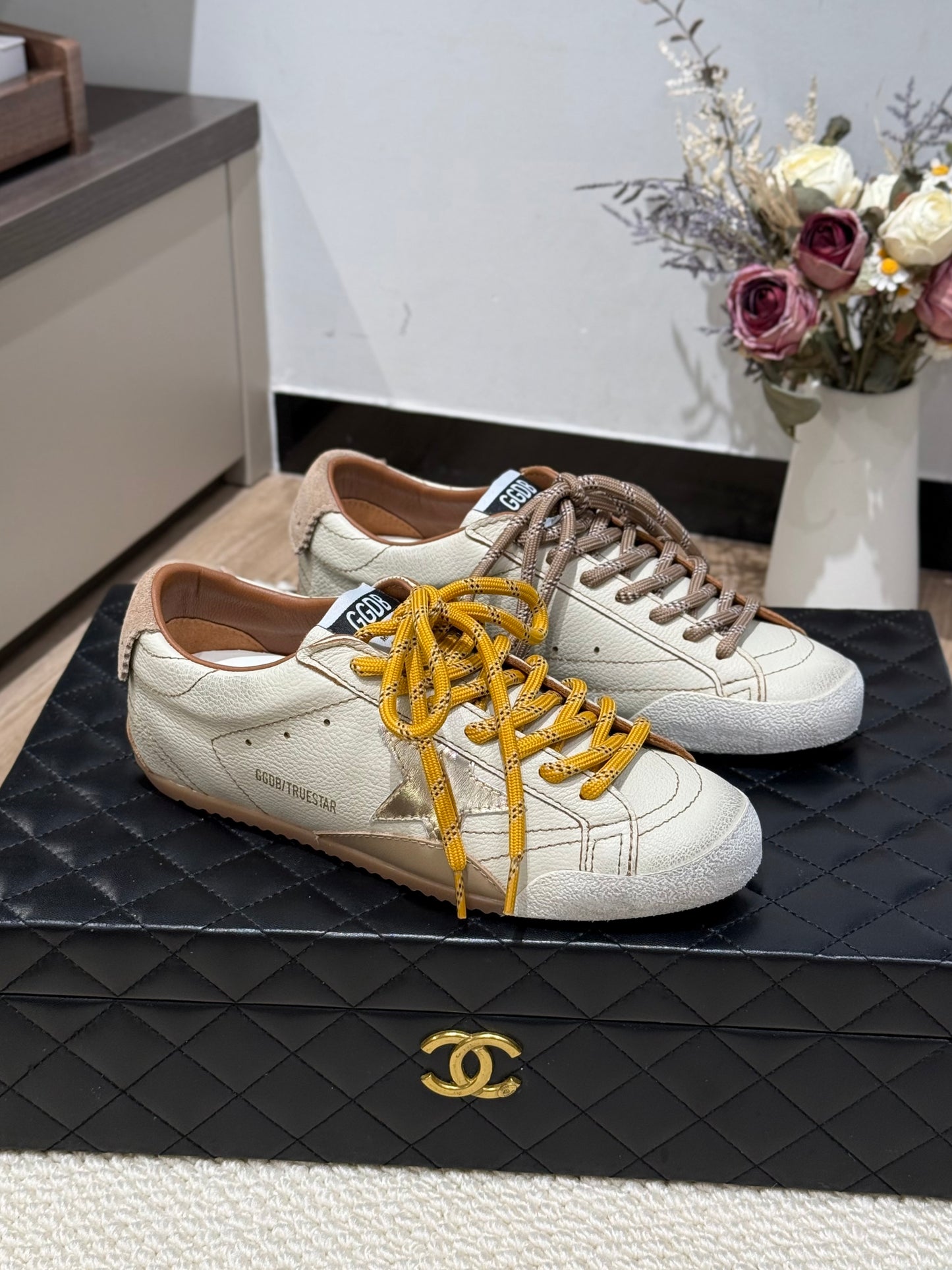 TRUE STAR UNISEX SNEAKERS