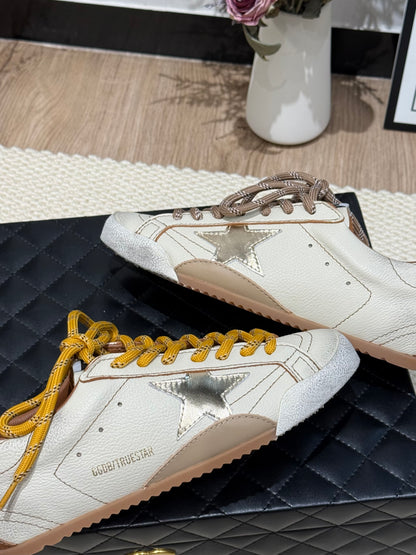 TRUE STAR UNISEX SNEAKERS