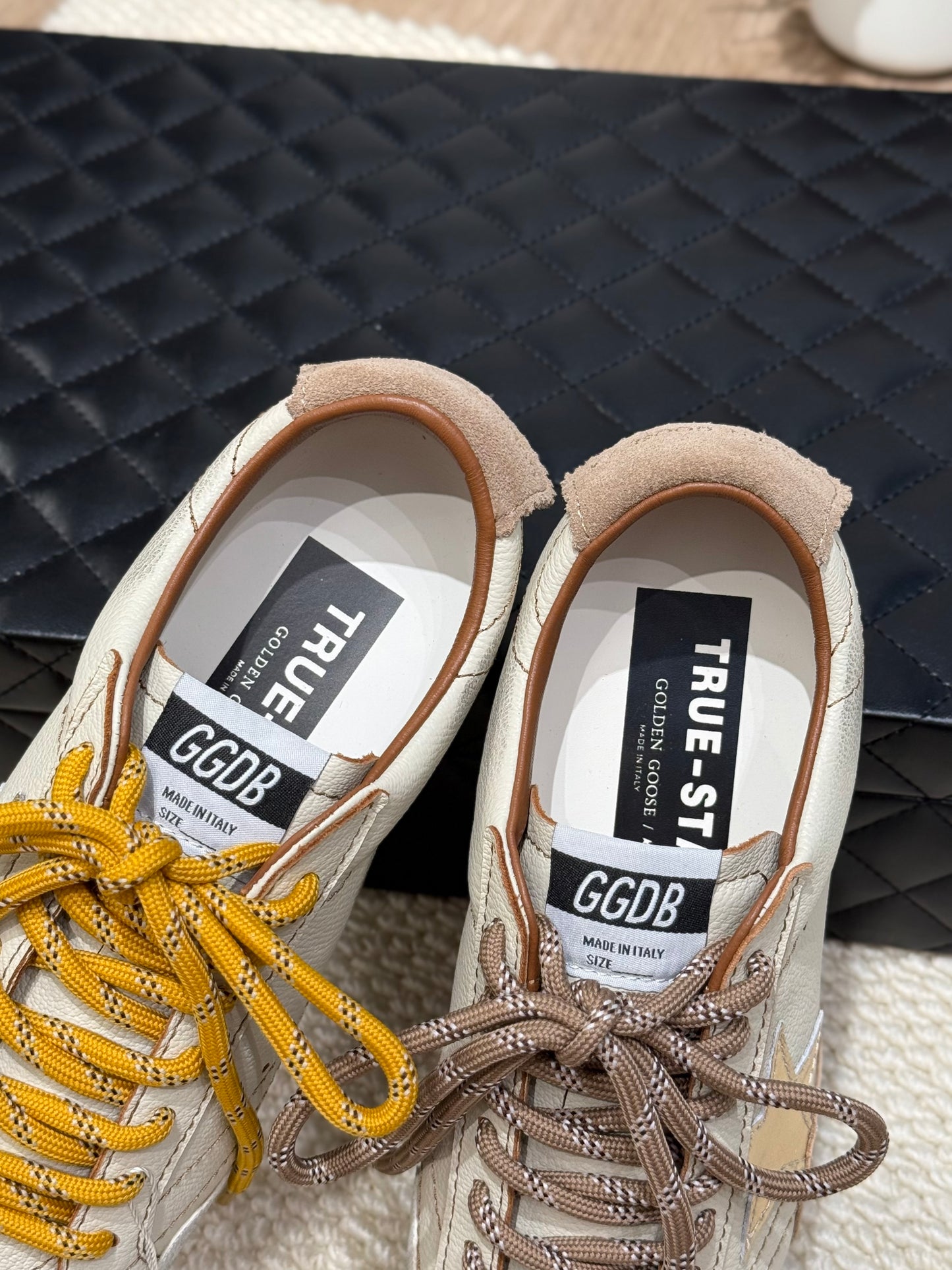 TRUE STAR UNISEX SNEAKERS