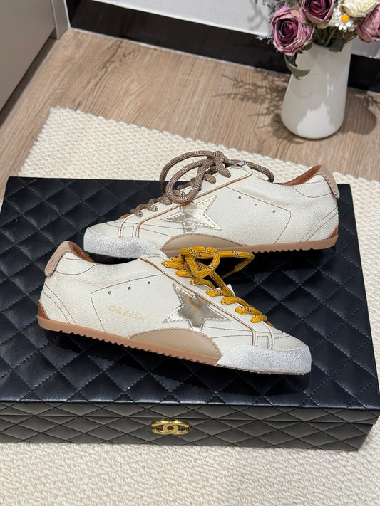 TRUE STAR UNISEX SNEAKERS