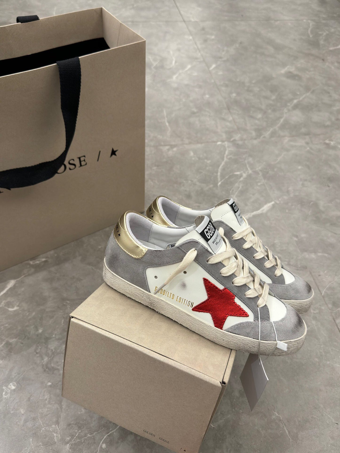 SUPERSTAR UNISEX SNEAKERS
