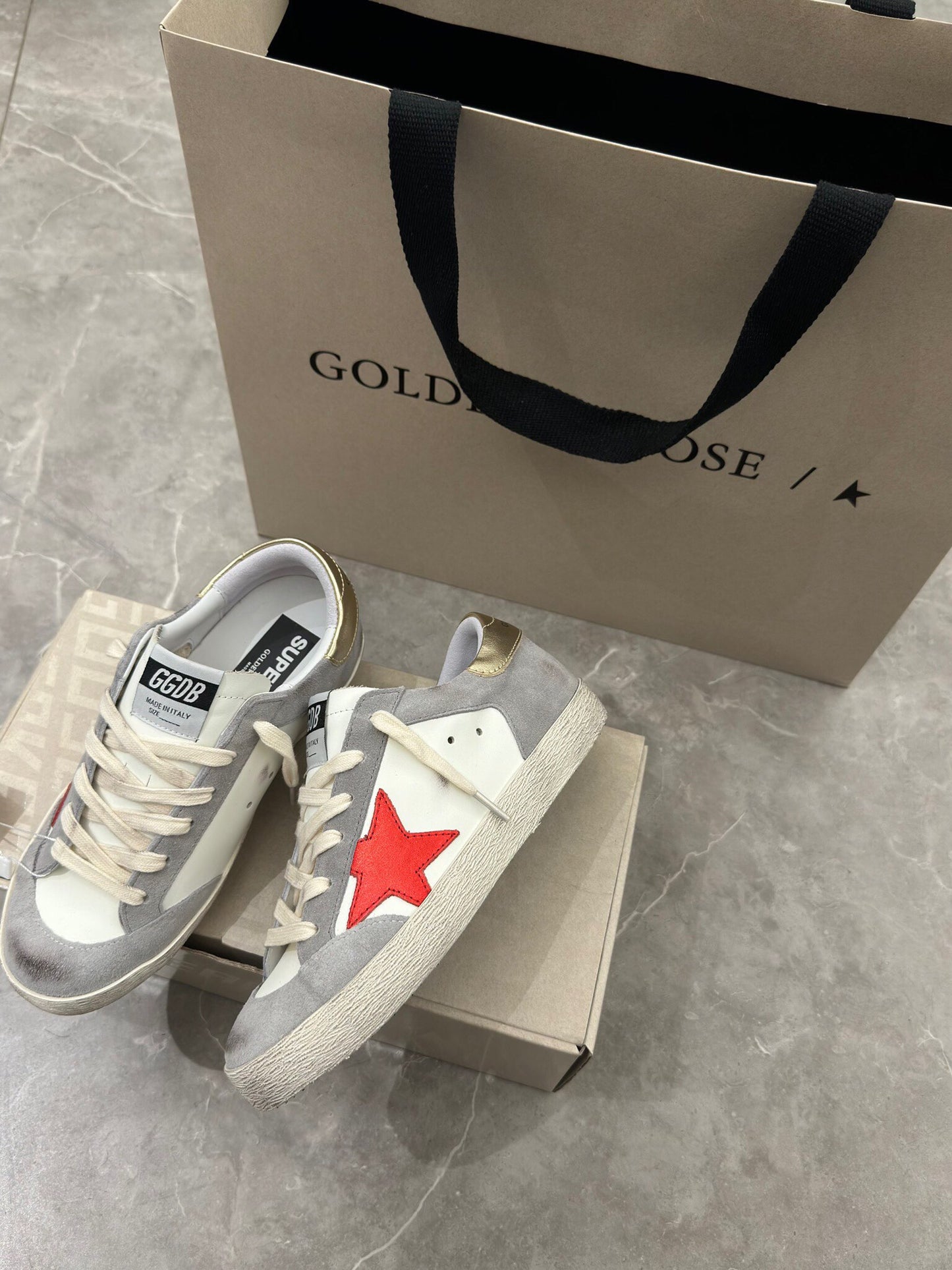 SUPERSTAR UNISEX SNEAKERS