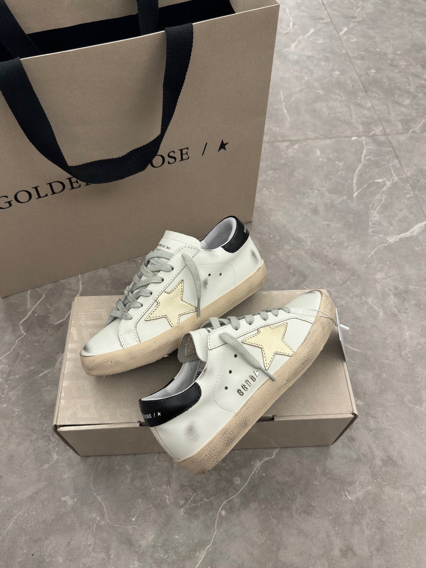 SUPERSTAR UNISEX SNEAKERS