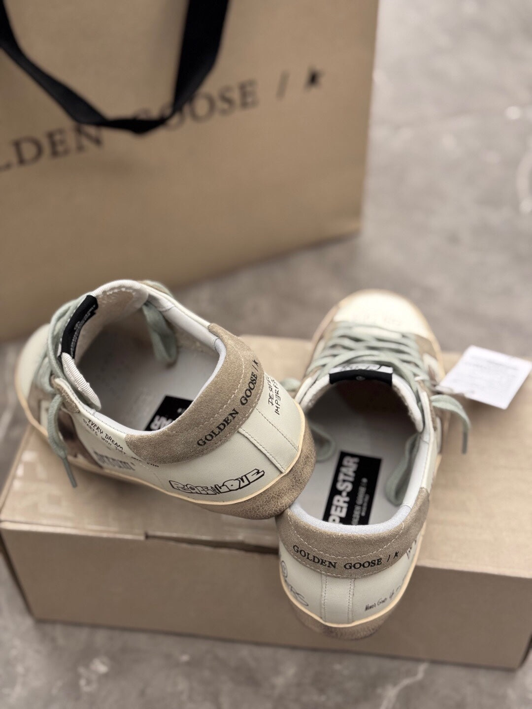 SUPERSTAR UNISEX SNEAKERS