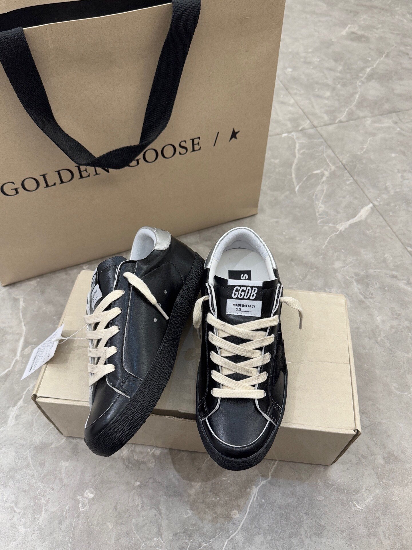 SUPERSTAR UNISEX SNEAKERS