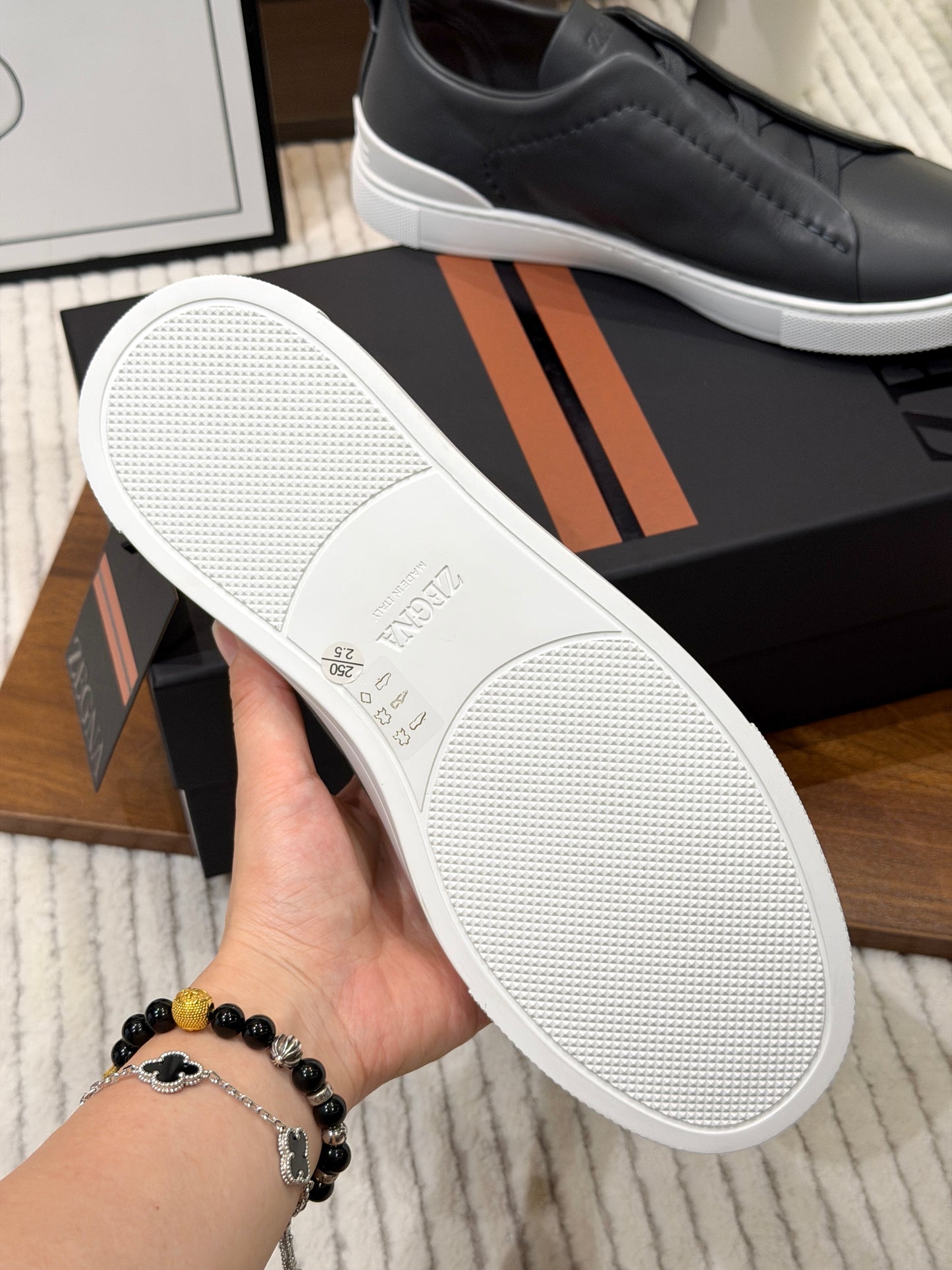 SECOND SKIN MEN'S SNEAKERS