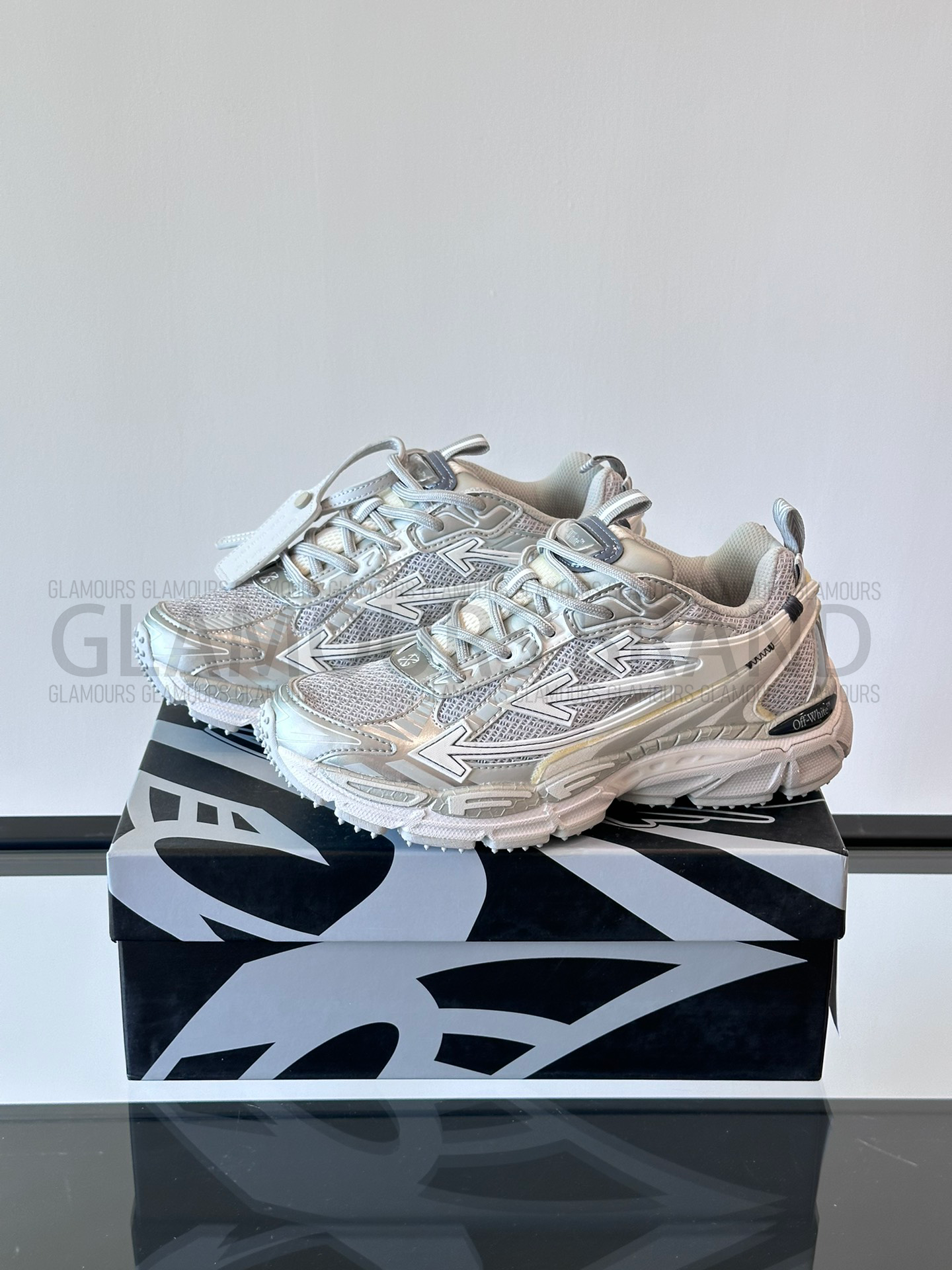 RIGHT BACK UNISEX SNEAKERS