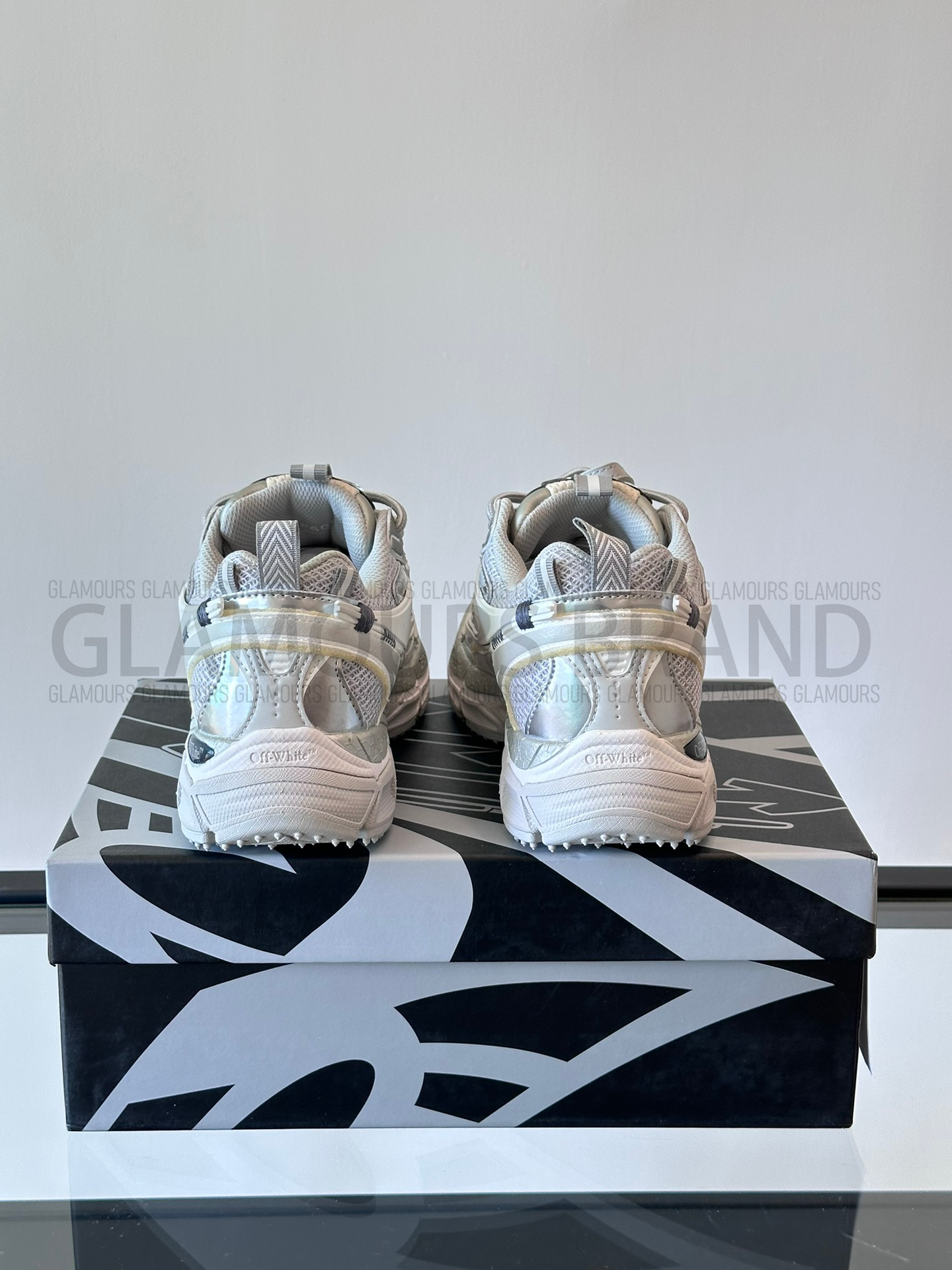 RIGHT BACK UNISEX SNEAKERS