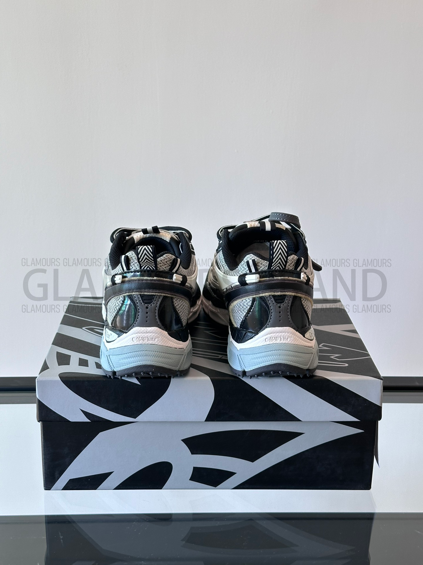 RIGHT BACK UNISEX SNEAKERS